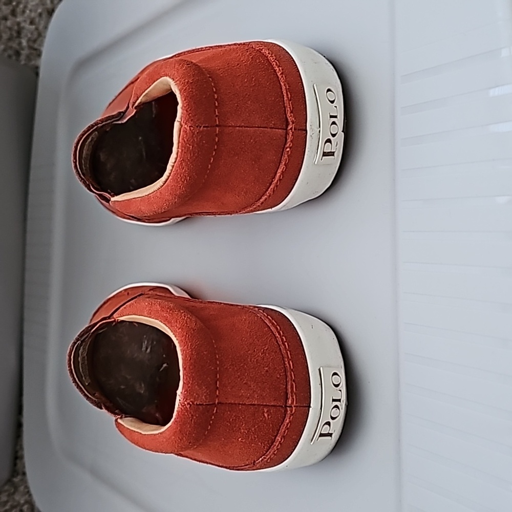 Shoe - Picture 2 of 4